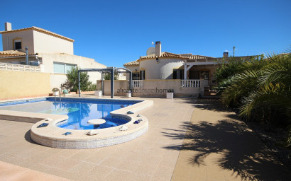 Villa - Resale - Castalla - Castalla