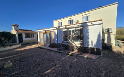 Villa - Resale - Castalla - Castalla