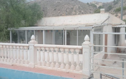 Villa - Resale - Crevillente - Crevillente