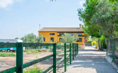 Villa - Resale -
            Dolores - SS-DO-SM-0053