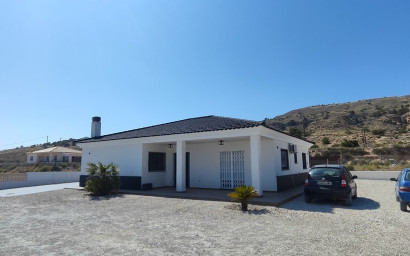 Villa - Resale -
            Fortuna - C-1860