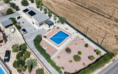 Villa - Resale - Hondón de las Nieves - HONDON DE LAS NIEVES