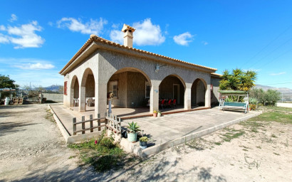 Villa - Resale - Hondón de los Fráiles - Hondón de los Fráiles