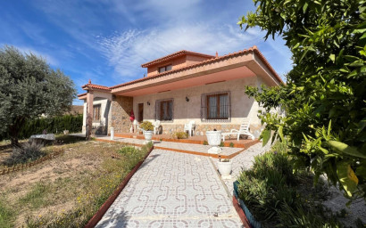 Villa - Resale - Hondón de los Fráiles - HONDON DE LOS FRAILES