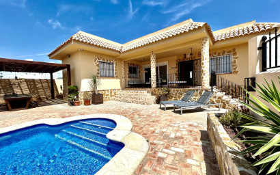 Villa - Resale - La Zenia - La Zenia