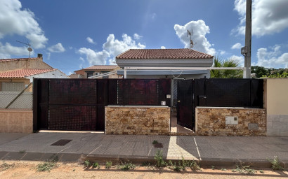 Villa - Resale - Los Urrutias - Los Urrutias