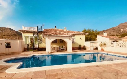 Villa - Resale -
            Macisvenda - C-1560