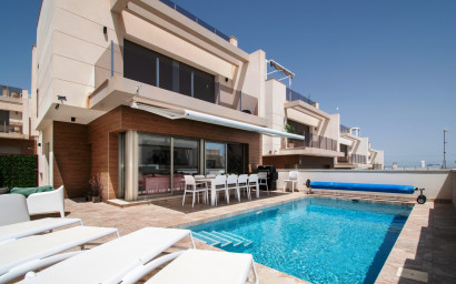 Villa - Resale - Orihuela Costa - Villamartin