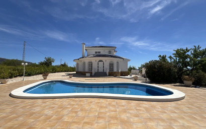 Villa - Resale - Pinoso - Pinoso