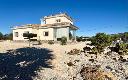 Villa - Resale - Pinoso - Pinoso