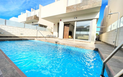 Villa - Resale - Villamartín - Villamartín