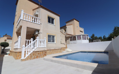 Villa - Revente - San Miguel de Salinas - Lake View Mansions