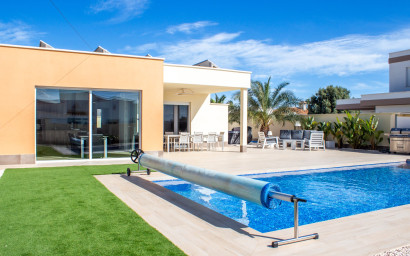 Villa - Revente - Torrevieja - La Siesta