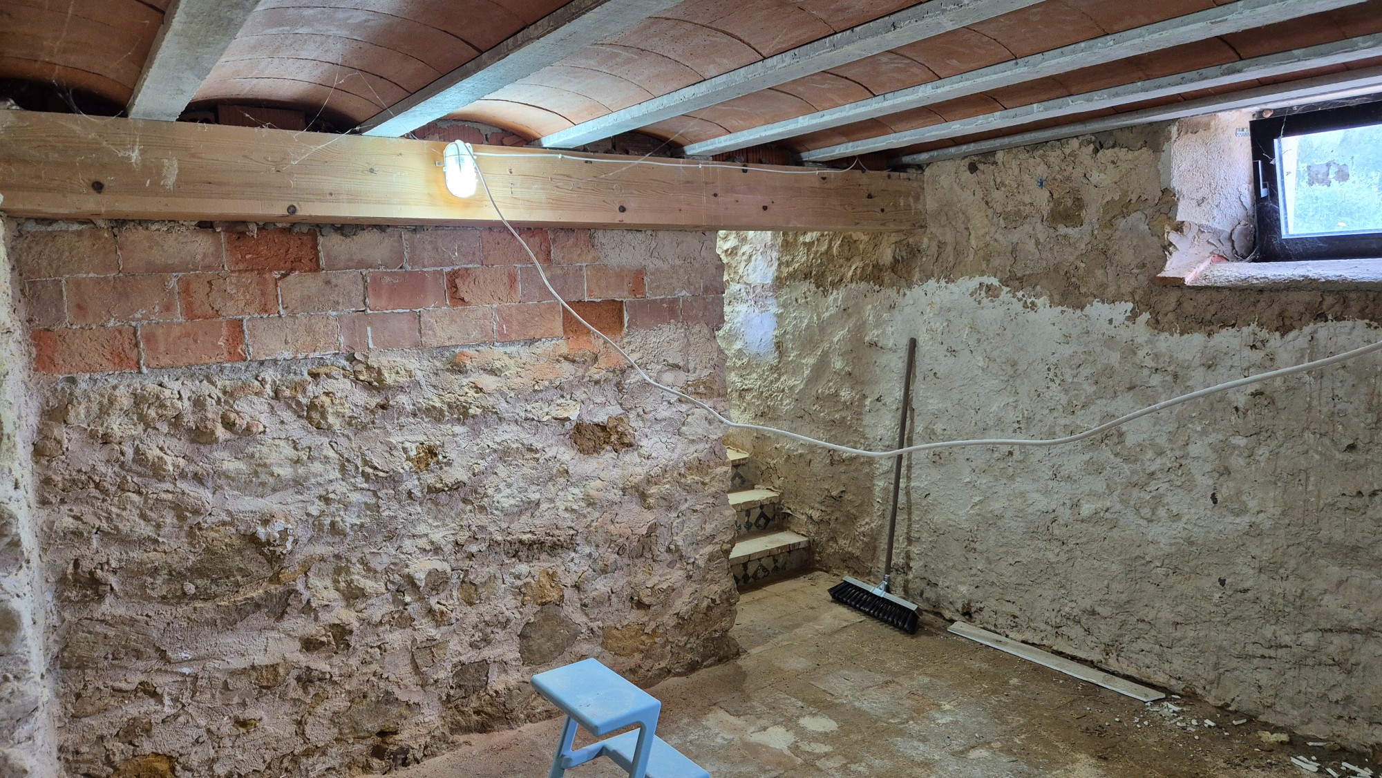 Commercial in Almansa – YC811338