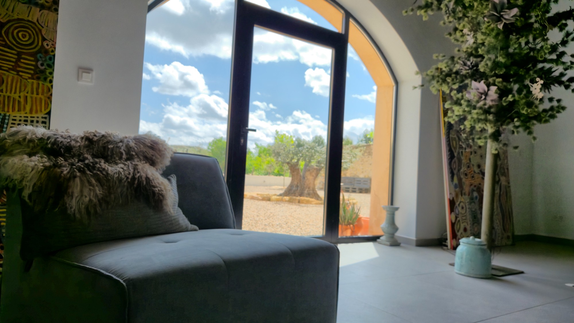 Commercial in Almansa – YC811338