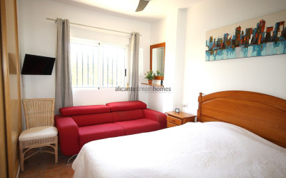 Resale - Villa -
Castalla