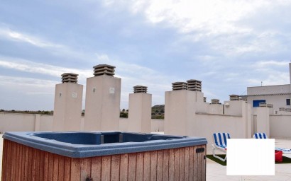 Revente - apartment -
Alicante