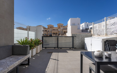 Resale - Townhouse -
Orihuela Costa - Villamartín