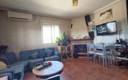 Resale - Villa -
Monovar