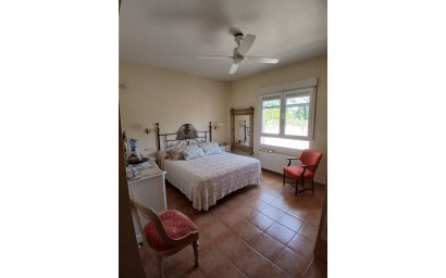 Resale - Villa -
Yecla