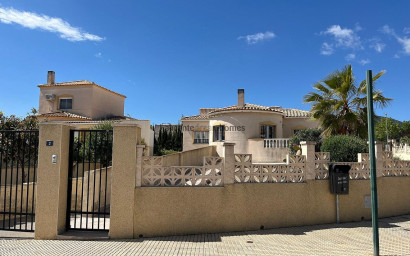 Resale - Villa -
Castalla