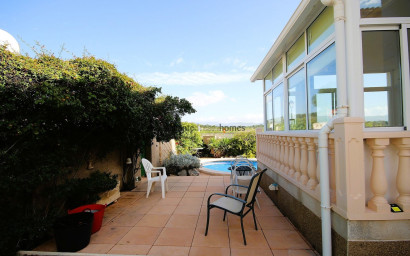 Resale - Villa -
Castalla