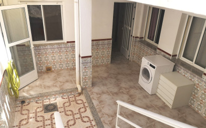 Resale - Townhouse -
Los Montesinos - Montesinos