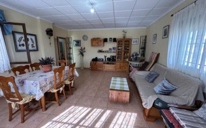 Resale - Villa -
La Romana