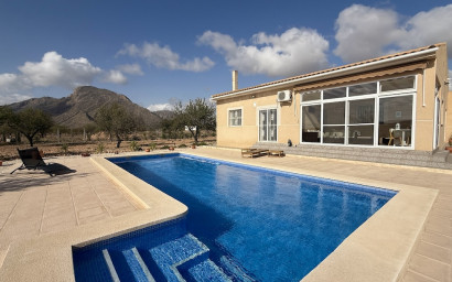 Resale - Villa -
BARBARROJA