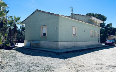 Revente - Villa -
Monovar