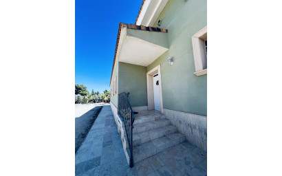 Revente - Villa -
Monovar