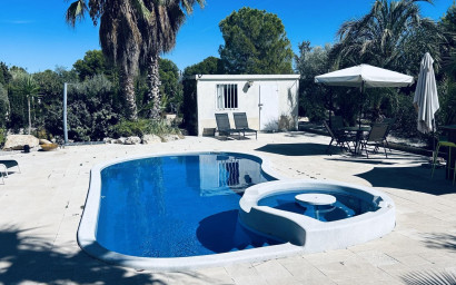 Revente - Villa -
Monovar