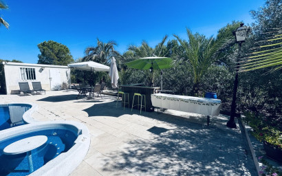 Revente - Villa -
Monovar