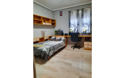 Revente - Villa -
Monovar