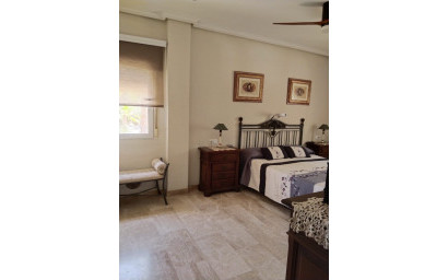 Revente - Villa -
Monovar