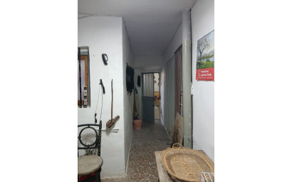 Resale - Finca / Country Property -
Yecla