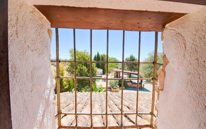 Resale - Finca / Country Property -
Benissa