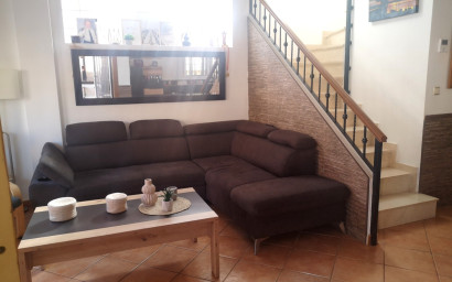 Resale - Villa -
Los Montesinos - La Herrada