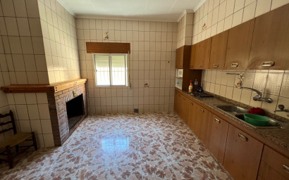 Resale - Townhouse -
Macisvenda