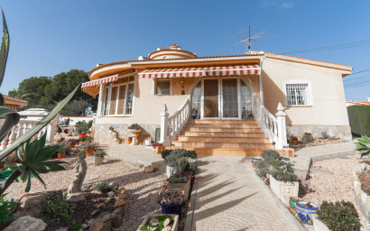 Revente - Detached Villa -
Ciudad Quesada