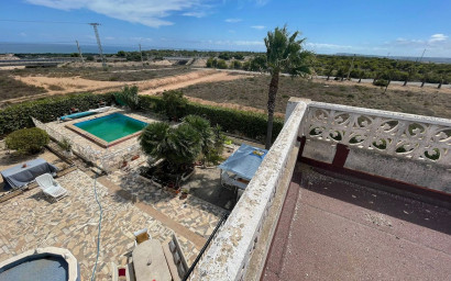 Resale - Finca / Country Property -
San Fulgencio