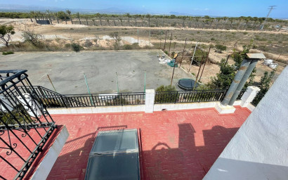 Resale - Finca / Country Property -
San Fulgencio