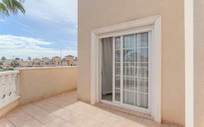 Resale - Semi-detached house -
Guardamar del Segura - El Raso