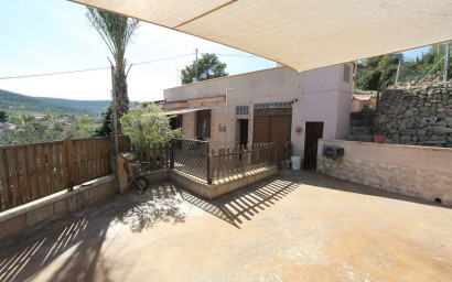 Resale - Cave house -
Monovar