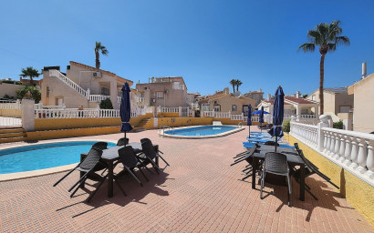 Revente - Detached Villa -
Rojales