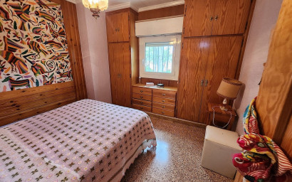 Resale - Detached Villa -
Sax