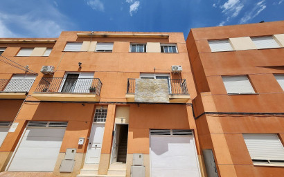 Resale - Townhouse -
Hondón de los Fráiles