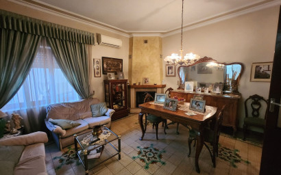 Revente - Maison mitoyenne -
Mon&oacute;var - Monovar