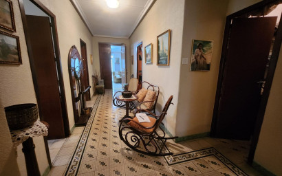 Revente - Maison mitoyenne -
Mon&oacute;var - Monovar
