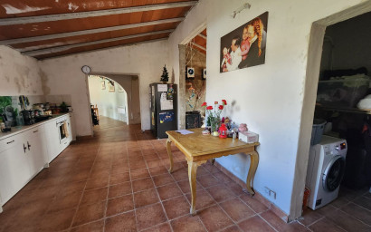 Resale - Detached Villa -
Yecla